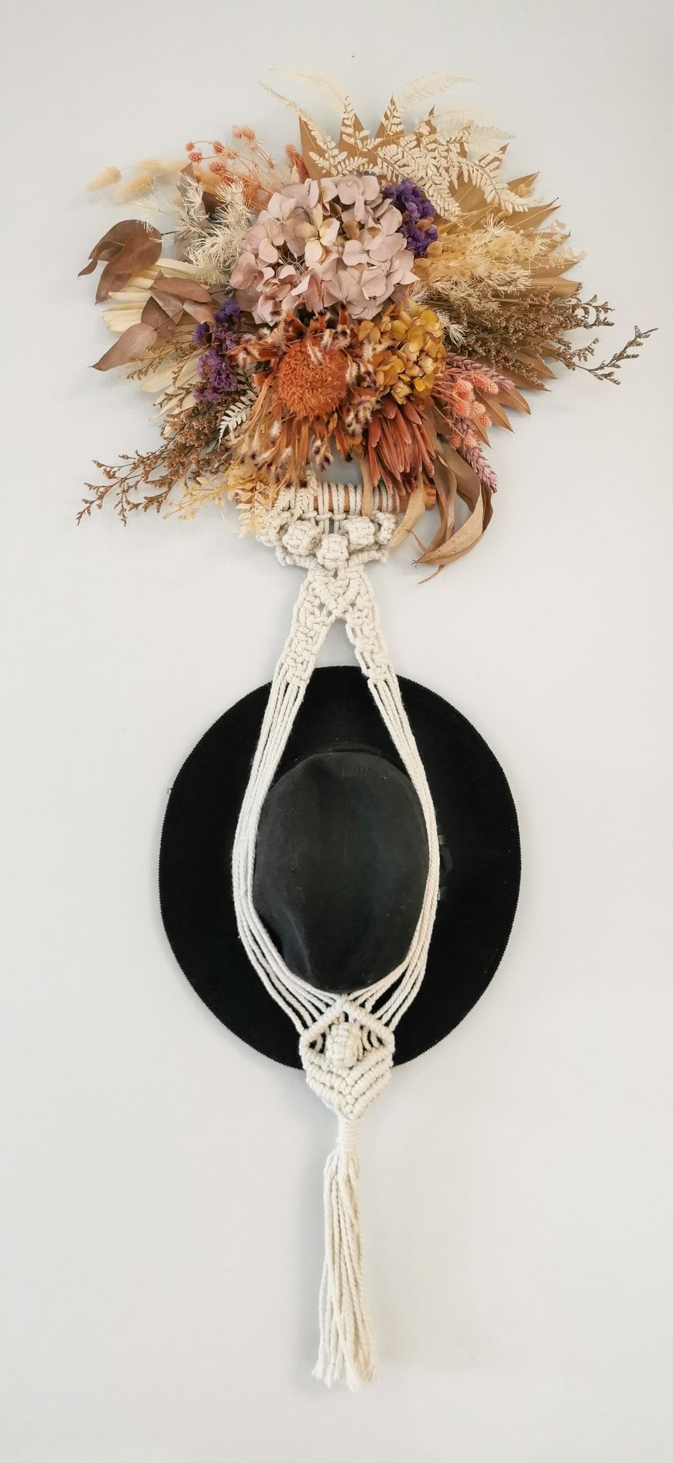 Zoe hat hanger